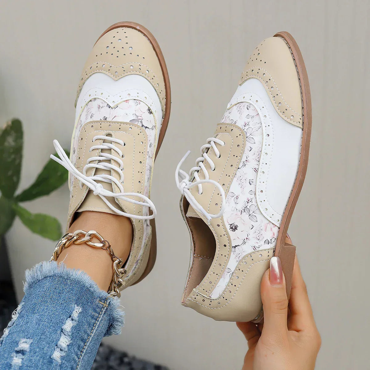 Vivid Derby Low