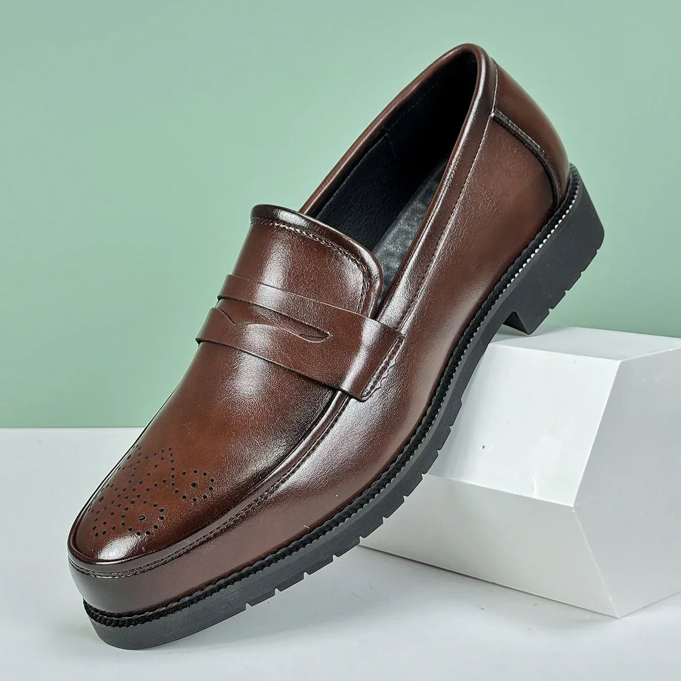 Elliot British Style  Leather Loafer
