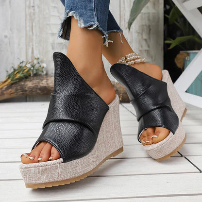 Valeria Platform Sandal
